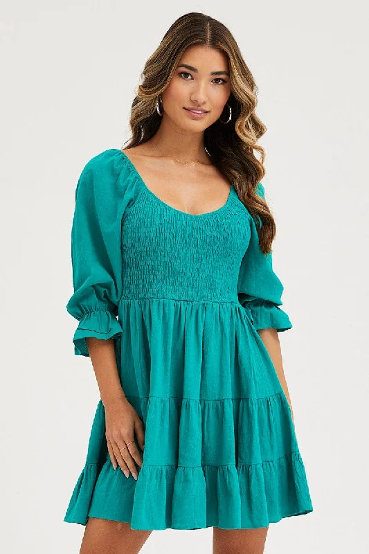 Green Fit And Flare Dress Long Sleeve Sweetheart Neck