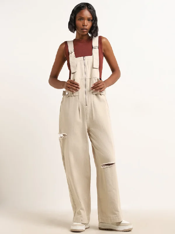 Plus Size Women Dress with a Flattering A - Line Cut for Comfort and Style Plus Size Women Dress with a Flattering A - Line Cut for Comfort and Style Nuon Beige Denim Jumpsuit